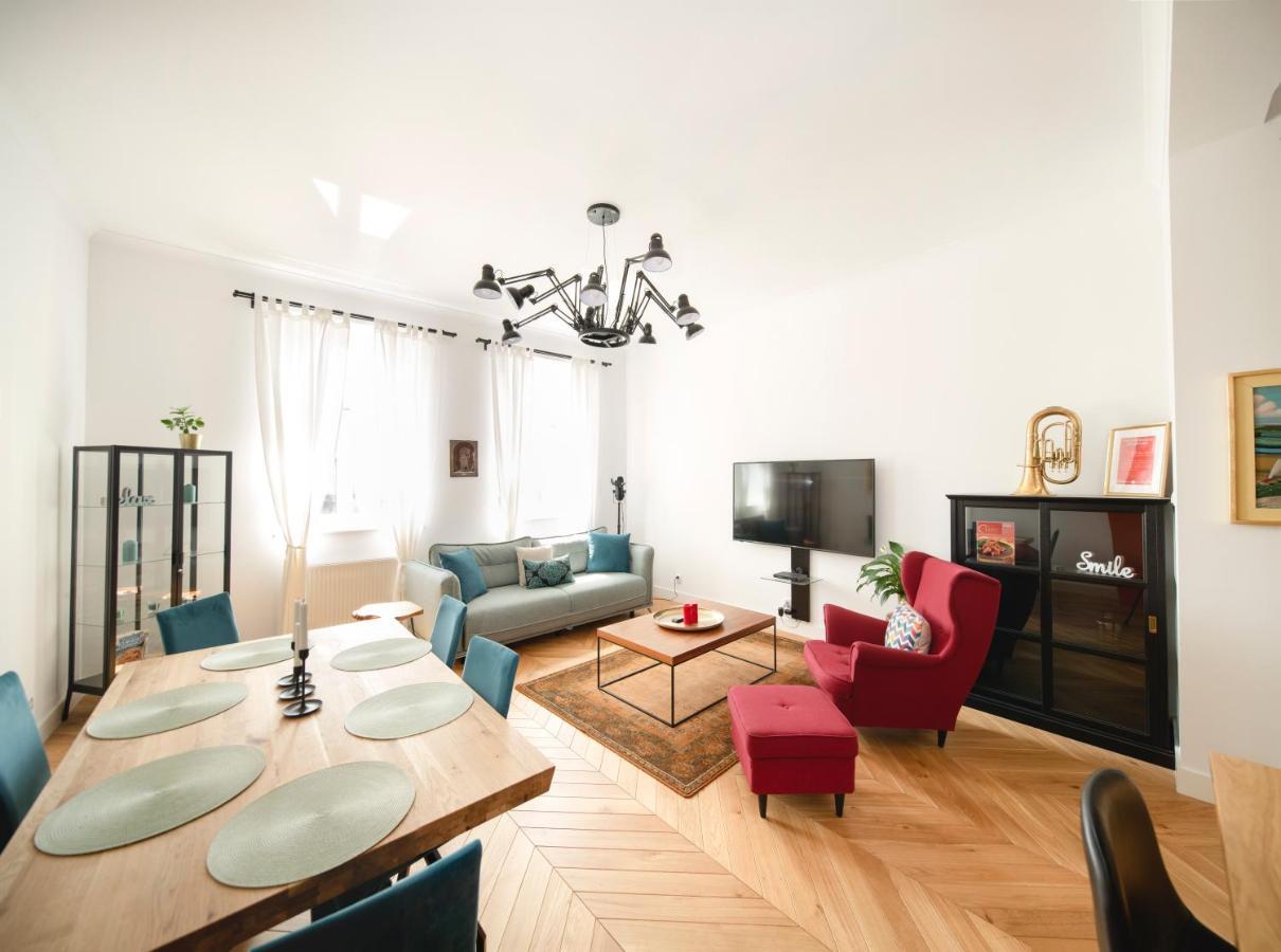 Tcf Home - Big Apartment With Free Garage Krakow Exterior photo